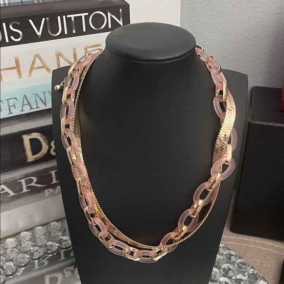 Jewelry - ✨ Goldtone and Champagne Pink Chain Necklace✨NWT